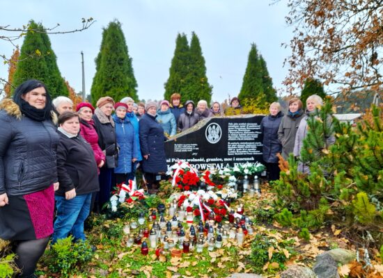 Projekt „Tu nasza ojczyzna – tu nasze groby”