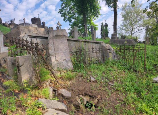 Odnowiono grobowiec rodziny Chlebińskich na Starej Rossie w Wilnie