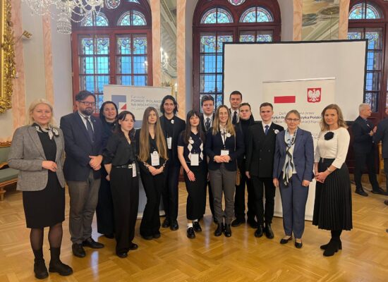 Polonijna Debata Młodych w Rydze zakończona – zwycięstwo drużyny z Łotwy